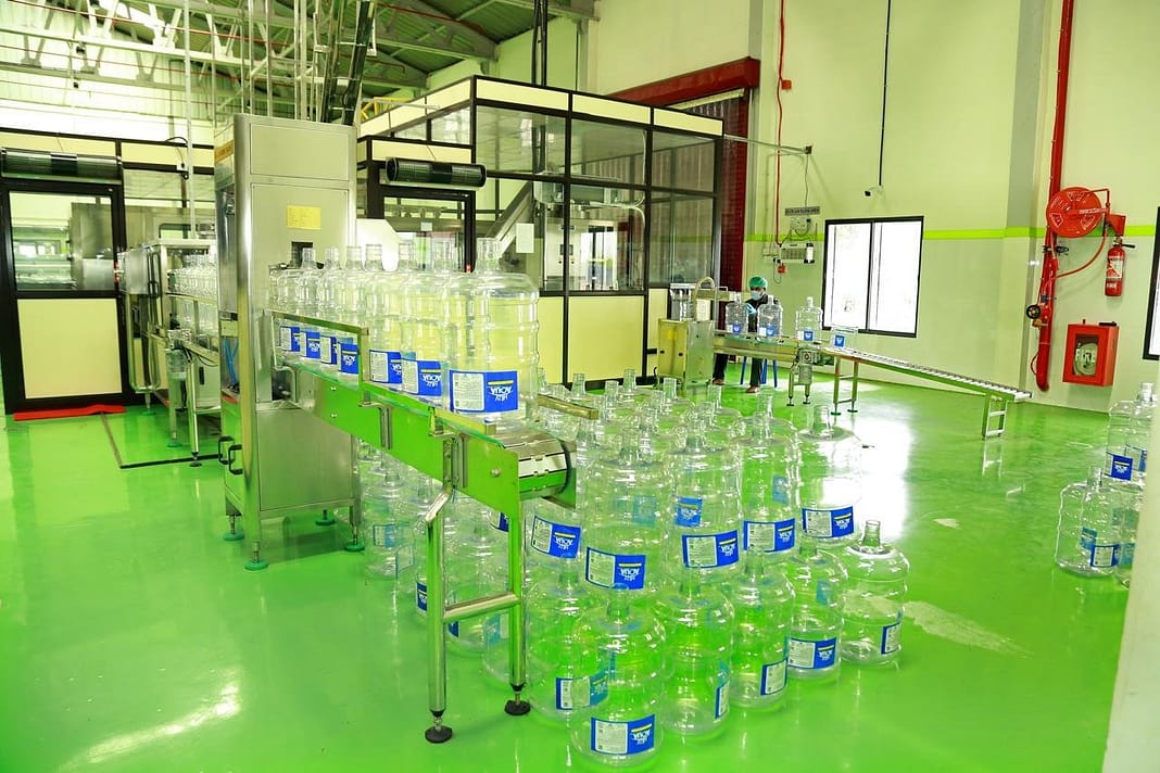 കേരളത്തിന്റെ ‘ഹില്ലി അക്വ’ ദുബായിലേക്ക്; ഇന്ത്യയിൽ ആദ്യമായി ബയോ ഡിഗ്രേഡബിൾ കുപ്പികളിൽ കുടിവെള്ളം