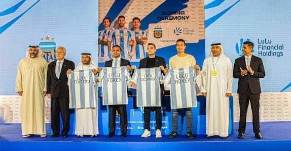 അർജന്റീന ഫുട്ബോൾ ടീമിനൊപ്പം കൈകോർത്തു ലുലു